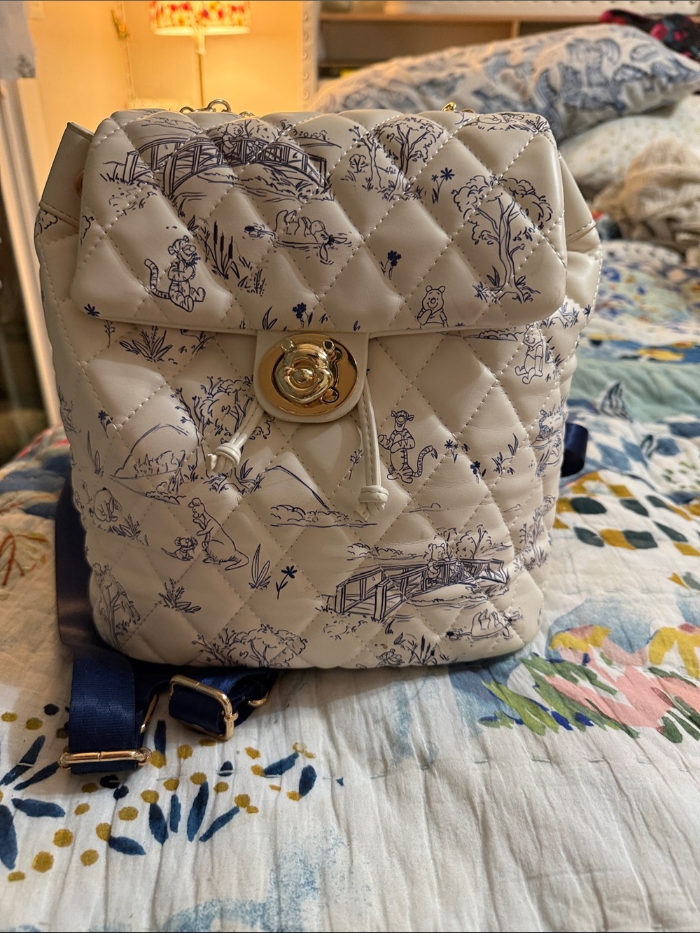 Disney Winnie the Pooh Toile Quilted Drawstring Backpack - Picture 5 of 9